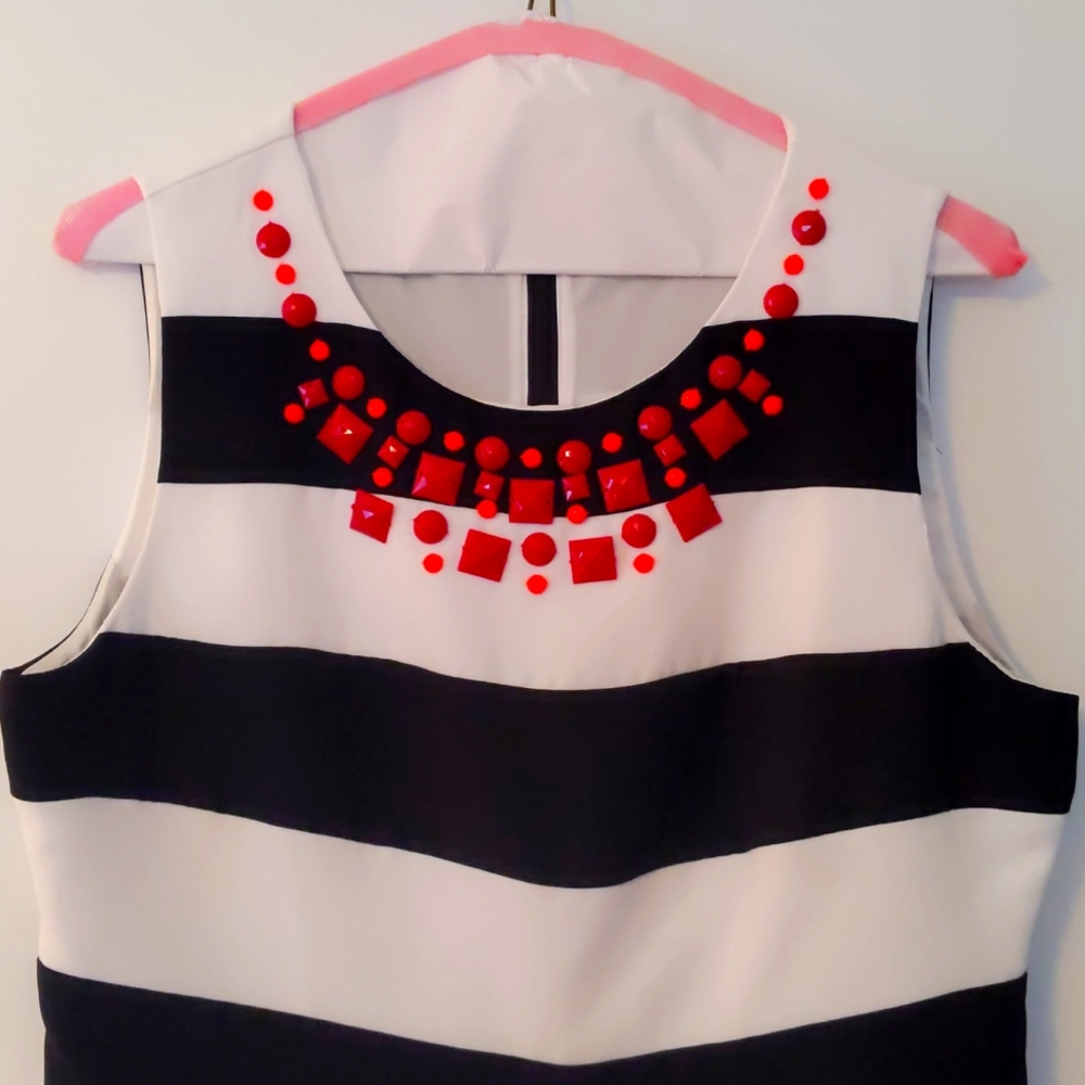 Banana Republic beaded, sleeveless blouse